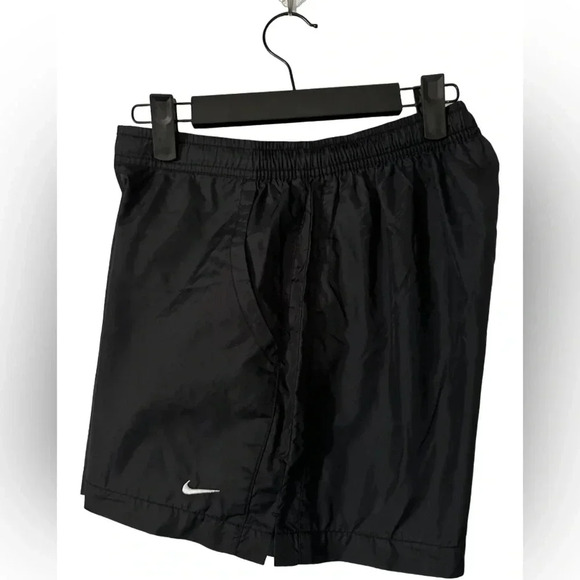 Nike women’s running shorts Sz S #004 - Picture 2 of 2